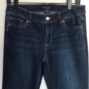 ❌SOLD❌White House Black Market Jean